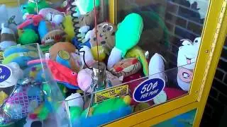 ROUTE 66 CLAW MACHINE@ PIZZA HUT I JUST BEAT PAYOUT LIKE I ALWAYS DO