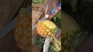 Fresh pineapple in Kenyan market....💕💕
