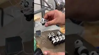 🐼 Articulated Pandas in 3D &mdash; Cuteness in Motion! #impress&atilde;o3d  #bambulaba1 #3dprinter