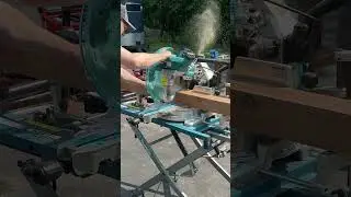 12&rdquo; Makita Miter Saw Cutting a 4x4 #diy #makita #makitatools #woodworking #woodwork