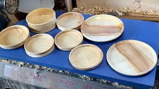Richard Raffan turns eight mini trays in real time, no edits.