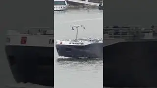 #ship #tanker #shipping #ships #shipspotting #cargoship #containership #cruiseship #rhein #rhine