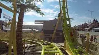 Fahrt mit dem Cobra Coaster auf der Wiesn 2013