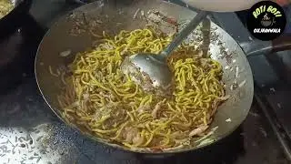 Chinese Food Model Town Gujranwala Pakistan/Street Food
