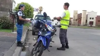 Documentación para transitar en auto y moto