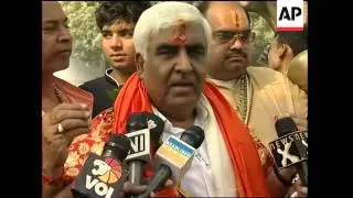 Hindu devotees offer prayers of thanks for Obama's election victory