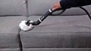 C&oacute;mo limpiar un sill&oacute;n de tela con un limpiador de vapor