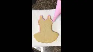 How to Make Ballerina Cookie with Royal Icing