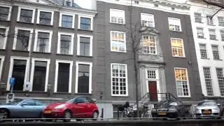 Amsterdam Spacious Canal Houses vs 6m wide ones | 2bearbear.com