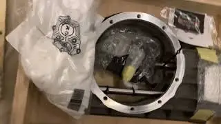 Unboxing the Pacific Quick Change rear for a Model A