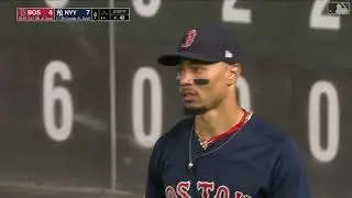 Mookie Betts increible jugada ante Yankees/