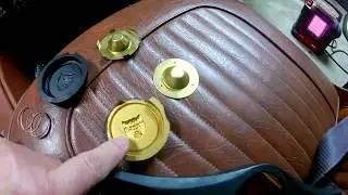 Horn push assembly questions 1966 Jaguar # 2