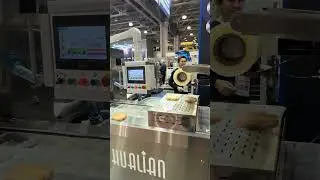 UPAKEXPO 2026 особая шикарная обложка журнала делает ИИ