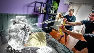 ACORDEI MEUS AMIGOS COM TEIA DO HOMEM ARANHA