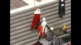 Queen's Lady-in-waiting mistaken for the Queen
