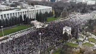 Thousands in Moldova call for government&rsquo;s resignation