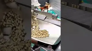 Small size metal parts sorting feeding machine customized short metal parts sorting video