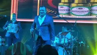 El an&oacute;nimo. Conjunto primavera siempre lo mejor en el rodeo