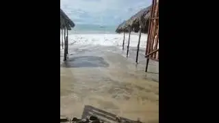 #Videos море выходит в Playa Santa Clara и Farall&oacute;n в # Panama