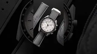 Moonswatch 1965 paired with FKM rubber strap #speedytuesday #speedy #moonswatch