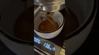 Double espresso ☕️ #explore #coffee #art #barista #tutorial #espresso #beans    Follow for more:)❤️