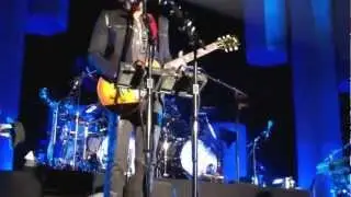 Bon Jovi - Atlanta - Feb 27, 2013 - Living on a Prayer - View from 1st Row, Pit