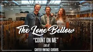 Группа The Lone Bellow исполняет песню 