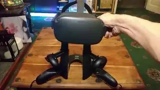 OCULUS QUEST AMVR Headset stand review.