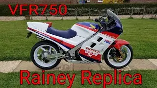 Honda VFR 750 Wayne Rainey replica 1988 rc24 modified