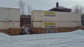 Z264 NS Freight Train Clinton MA