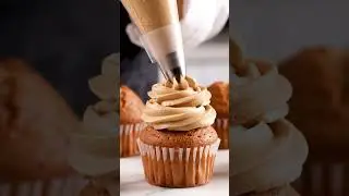 Sweet Potato Dog Cupcakes 🐶🥔 | Tails & Treats #petbakerycanada #cake #dogcupcakes #petcakes
