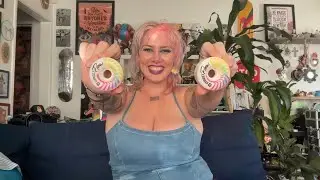 Skateside Chats! Changing Wheels on my Skates and Chatting