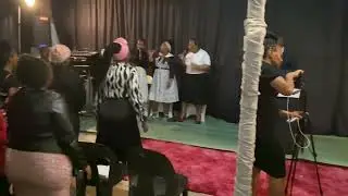 Uyakhazimula // Pst S.Ndebele