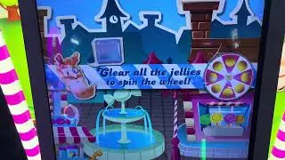 5 tries on Candy Crush at the arcade (Did I win big?)