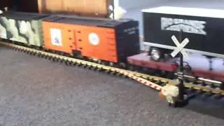 G Scale Gate Crossing Signals