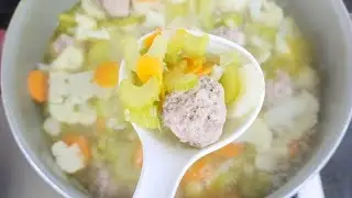 Meatballs Vegetable Soup Dutch Comfort Food (Groentesoep met balletjes)