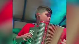 El ni&ntilde;o Javier Ramos sorprende interpretando el tema, Pobre Tonto Enamorado #TipicodePanama