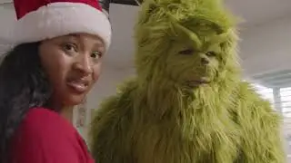 DC Young Fly as GRINCH ...@YesImPrettyVee trying to conivce the GRINCH to have holiday spirit LMAO