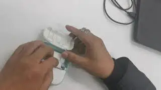 Phomemo T02 paper roll installation operation