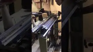 how to knit sweater on hand driven flat knitting machine.