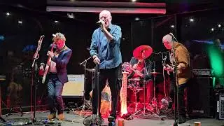 Garland Green. 'Baby Please Don't Go'  Irby Village Club Wirral. 9/1/26
