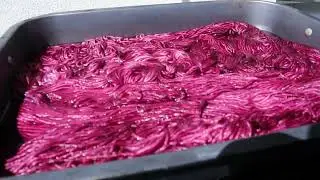 dyeing yarn, 20 yarn skeins to dye, new colours, grab a snack and enjoy!