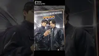 (taekook selca)taehyung posted on his weverse😭😭 this is the best gift that happen in my last 2020😭