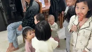 Thối Khắm Bị Gì Hoài Mắng Vì Ăn Trước Mẹ Sen