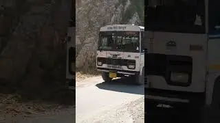 Uttarakhand Roadways in mountains 🏔️🏔️#UTC #roadways #buslover#bus #pahadi#uttarakhand#uk07 #buses