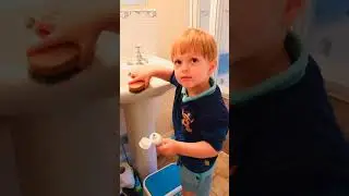 Sink Clean With Toothpaste & Beard Brush 🤣| LikeLife Kids Videos For Kids | #Shorts