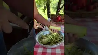 Almo&ccedil;o caseiro simples e r&aacute;pido feito no fog&atilde;o a lenha