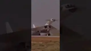 ✈️🇺🇸 XB-70 Valkyrie, un bombardero supers&oacute;nico, reventa sus neum&aacute;ticos al aterrizar #xb70  #aviones