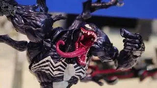 AMAZING YAMAGUCHI Venom display
