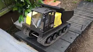 1/14 RC Prinoth T14R Tracked Dumper vs Parkour 